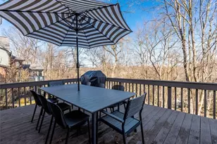 2529 Lindenwood Dr, Pittsburgh, PA 15090 - Photo 40