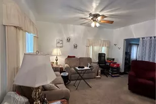 67 Rosamond St, McKees Rocks, PA 15136 - Photo 4