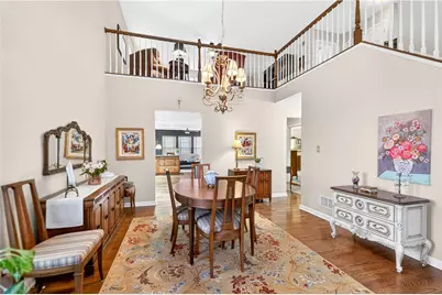 5309 Caste Dr, Pittsburgh, PA 15236 - Photo 6