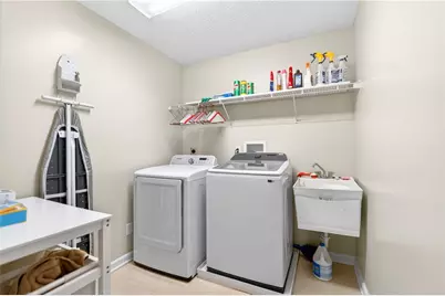 5309 Caste Dr, Pittsburgh, PA 15236 - Photo 36