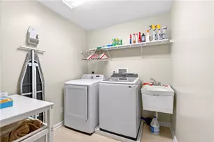 5309 Caste Dr, Pittsburgh, PA 15236 - Photo 36