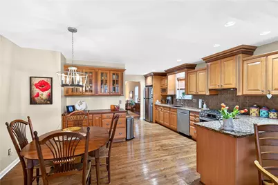 5309 Caste Dr, Pittsburgh, PA 15236 - Photo 10