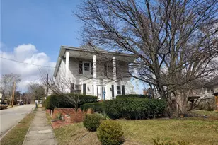 400 Elwyn Ave, Springdale Boro, PA 15144 - Photo 4