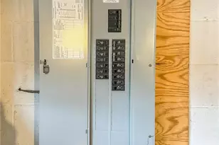 107 Cristie Dr, Pittsburgh, PA 15147 - Photo 12