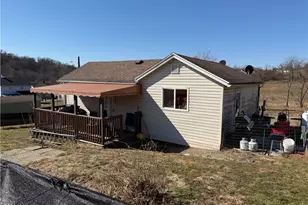 27 Community Ave, South Union Township, PA 15401 - Photo 4