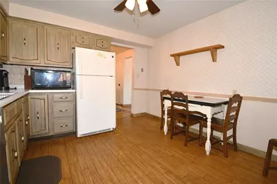 52 Bellview Cir, Robinson Twp, PA 15136 - Photo 14