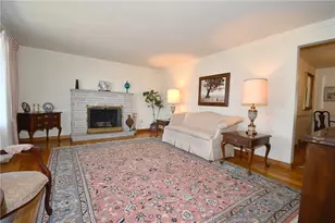 52 Bellview Cir, Robinson Twp, PA 15136 - Photo 6