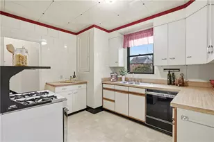 956 Milton St, Pittsburgh, PA 15218 - Photo 14