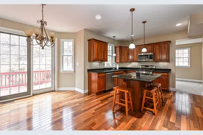 131 Glen Ln, Ross Twp, PA 15237 - Photo 10