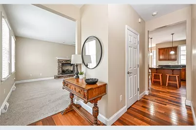 131 Glen Ln, Ross Twp, PA 15237 - Photo 6