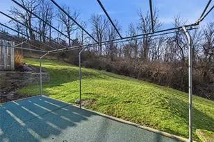 302 Parkview Dr, Pittsburgh, PA 15236 - Photo 18