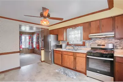 315 South Drive, Valencia, PA 16059 - Photo 14