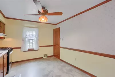 315 South Drive, Valencia, PA 16059 - Photo 12