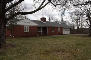 511 Summit Dr, Ligonier Township, PA 15658 - Photo 4