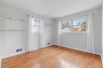 4855 S Emblem Drive, Pittsburgh, PA 15236 - Photo 12