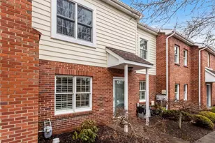 107 Boxwood Ct, Peters Township, PA 15317 - Photo 2