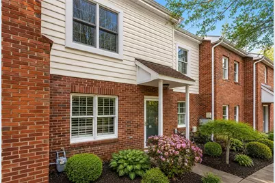 107 Boxwood Ct, Peters Township, PA 15317 - Photo 2