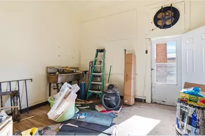 813 Broadway Ave, McKees Rocks, PA 15136 - Photo 10