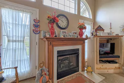 6015 Triple Crown Cir, Hempfield Township, PA 15601 - Photo 6