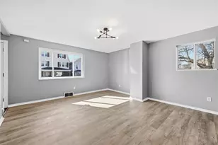 1381 Pocono St, Pittsburgh, PA 15218 - Photo 2