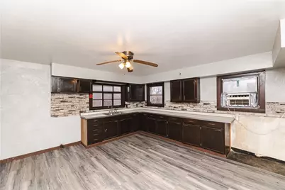 626 Pittsburgh Rd, Daugherty Township, PA 15074 - Photo 10