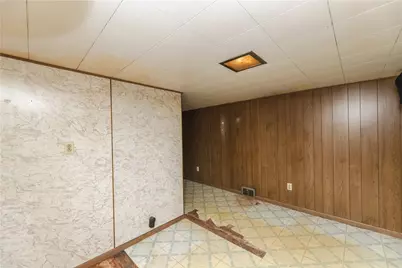 626 Pittsburgh Rd, Daugherty Township, PA 15074 - Photo 22