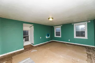 626 Pittsburgh Rd, Daugherty Township, PA 15074 - Photo 18