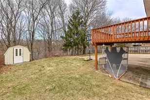 110 Point Vue Dr, Ross Twp, PA 15237 - Photo 24