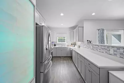 101 Cherokee Dr, Chippewa Township, PA 15010 - Photo 12