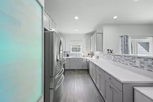 101 Cherokee Dr, Chippewa Township, PA 15010 - Photo 12