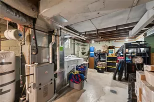 2039 Outlook Dr, Pittsburgh, PA 15147 - Photo 22