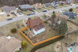 2039 Outlook Dr, Pittsburgh, PA 15147 - Photo 28