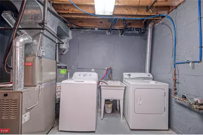 215 Hillendale Rd, Ross Twp, PA 15237 - Photo 24