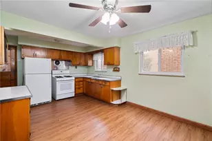 49 Gordon St, Stowe Township, PA 15136 - Photo 10