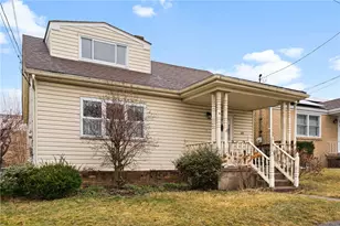 49 Gordon St, Stowe Township, PA 15136 - Photo 2