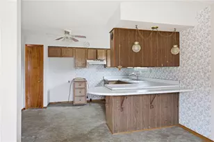 103 Lovi Rd, Ambridge, PA 15005 - Photo 10