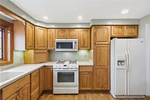 2919 Kennedy Heights Dr, Pittsburgh, PA 15101 - Photo 12