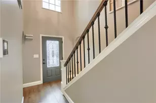 420 Blue Ridge Dr, Moon/Crescent Twp, PA 15108 - Photo 4