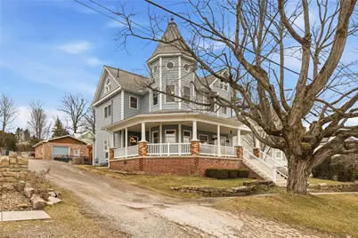 413 Broadway, Rockwood Boro, PA 15557 - Photo 2