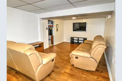 231 Cherrydell Dr, Scott Township, PA 15220 - Photo 16