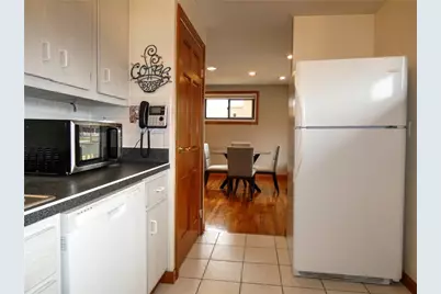 231 Cherrydell Dr, Scott Township, PA 15220 - Photo 10