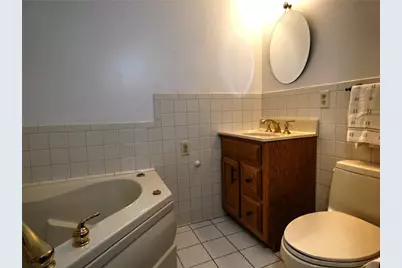 231 Cherrydell Dr, Scott Township, PA 15220 - Photo 10