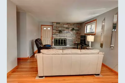 231 Cherrydell Dr, Scott Township, PA 15220 - Photo 4