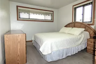 231 Cherrydell Dr, Scott Township, PA 15220 - Photo 12