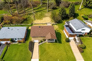 231 Cherrydell Dr, Scott Township, PA 15220 - Photo 2