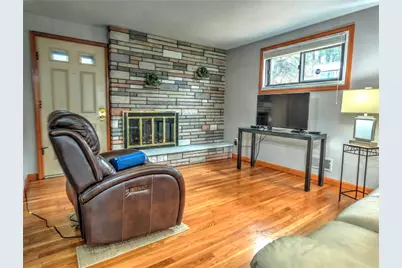231 Cherrydell Dr, Scott Township, PA 15220 - Photo 4