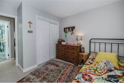 551 Georgetowne Vlg, White Township, PA 15701 - Photo 24