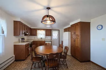 404 Indiana Avenue, Avonmore, PA 15618 - Photo 6