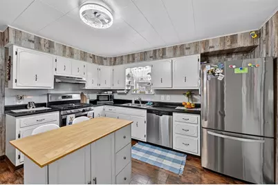 704 Center Ln, Linesville Boro, PA 16238 - Photo 6