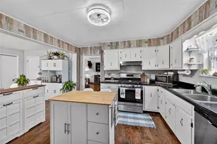 704 Center Ln, Linesville Boro, PA 16238 - Photo 10